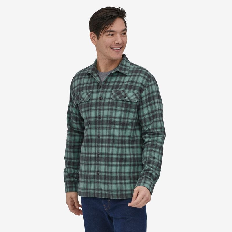 Patagonia Men's Long-Sleeved Organic Cotton Midweight Fjord Flannel Shirt - Connected Lines: Fresh Teal
