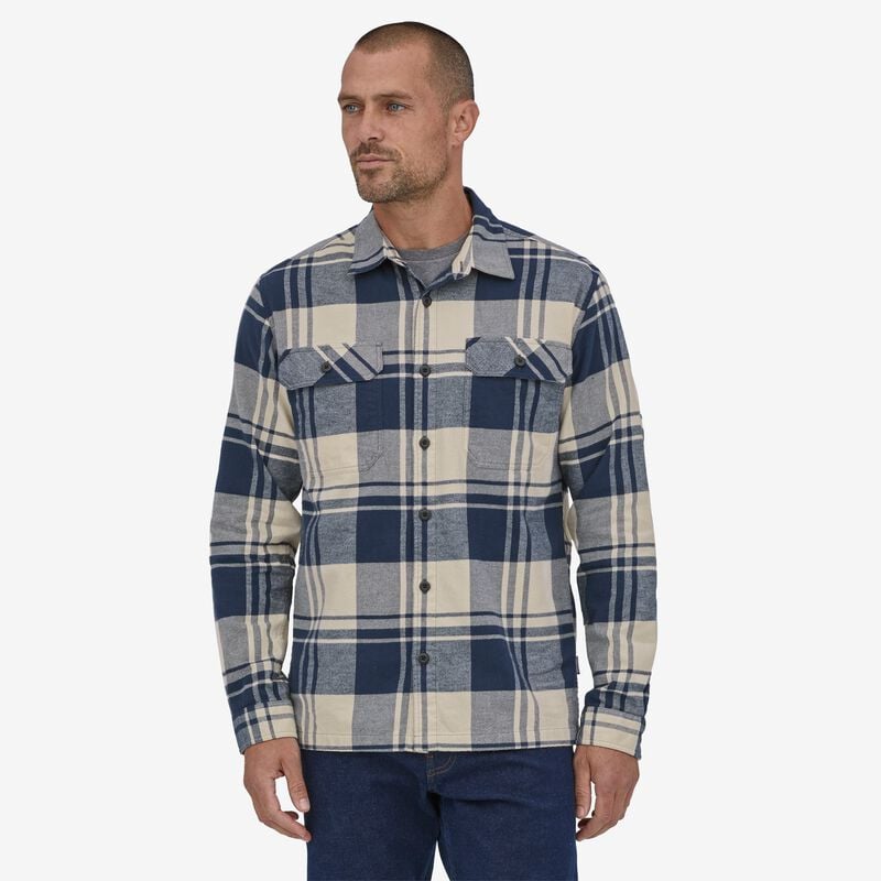 Patagonia Men's Long-Sleeved Organic Cotton Midweight Fjord Flannel Shirt - Live Oak: Smolder Blue