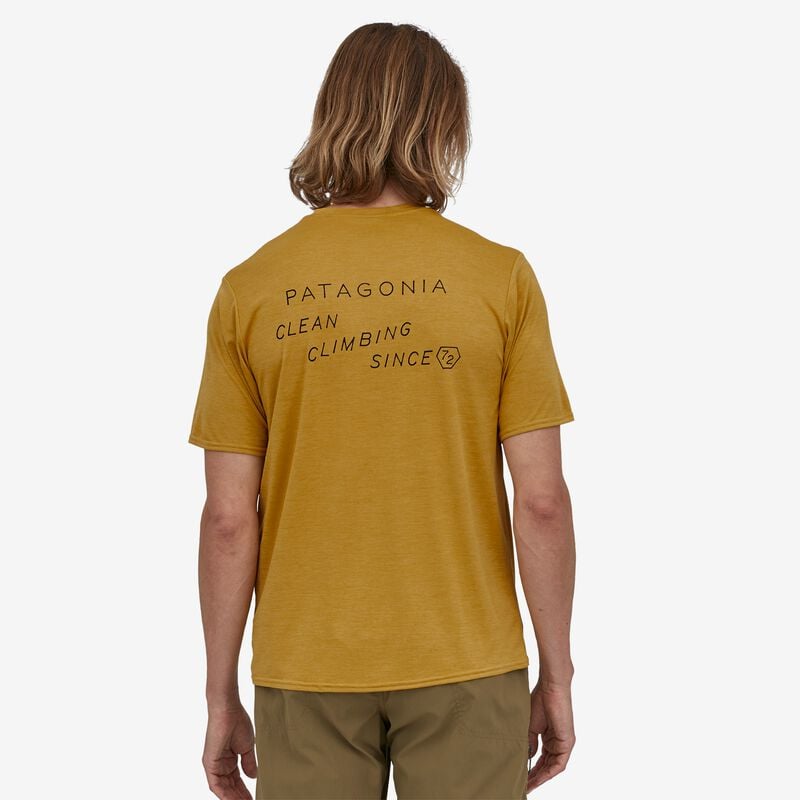 Patagonia Men's Capilene® Cool Daily Graphic Shirt - Clean Climb Type: Cabin Gold X-Dye