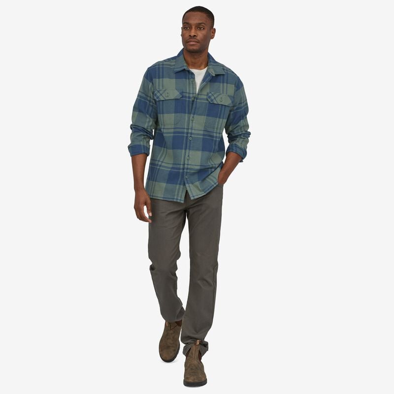 Patagonia Men's Long-Sleeved Organic Cotton Midweight Fjord Flannel Shirt - Live Oak: Hemlock Green