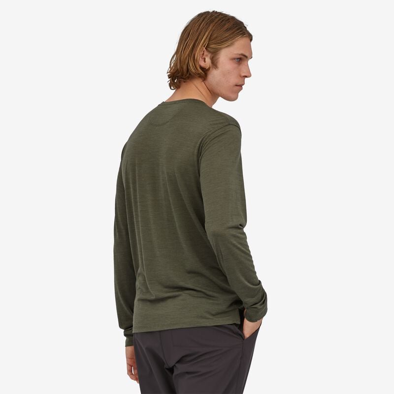 Patagonia Men's Long-Sleeved Capilene® Cool Merino Graphic Shirt - Fitz Roy Fader: Basin Green