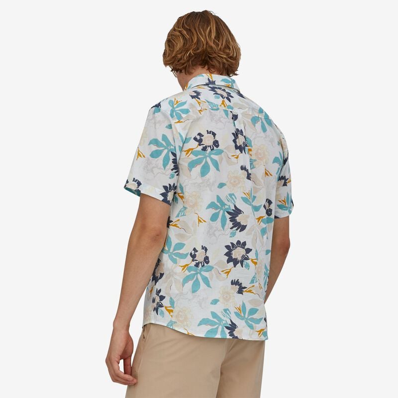 Patagonia Men's Malihini Pataloha® Shirt - Jellyfish Flower: Birch White