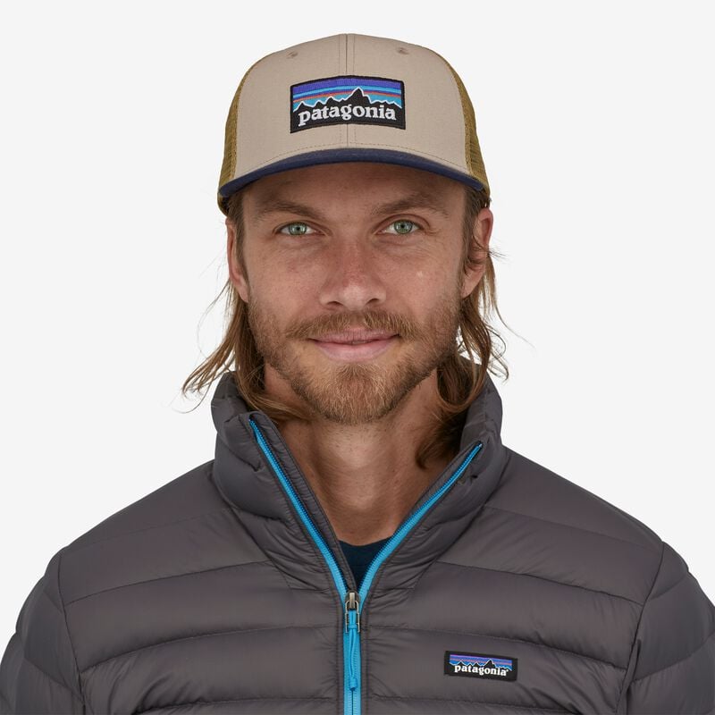 Patagonia P-6 Logo Trucker Hat - Oar Tan w/New Navy