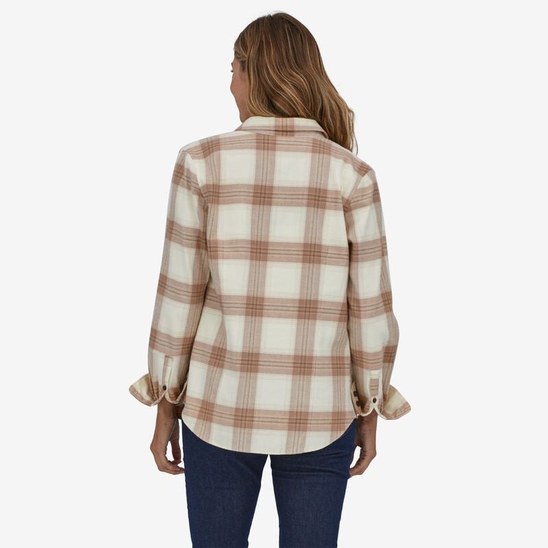 Patagonia Women's Long-Sleeved Organic Cotton Midweight Fjord Flannel Shirt - Canopy Fjord: Dark Natural
