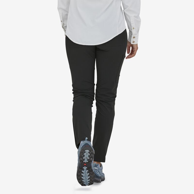 Patagonia Women's Skyline Traveler Pants - Regular - Black