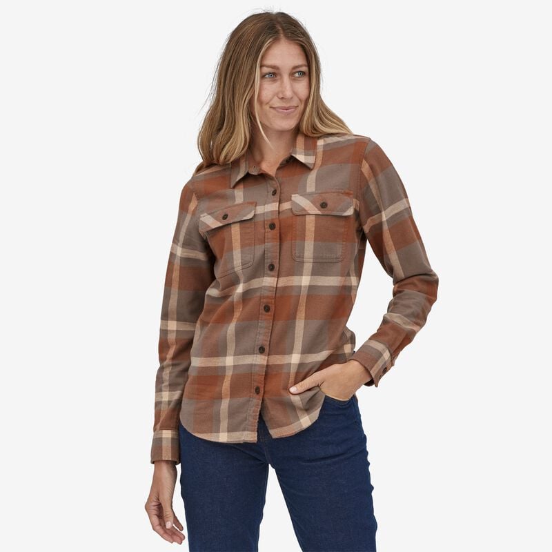 Patagonia Women's Long-Sleeved Organic Cotton Midweight Fjord Flannel Shirt - Comstock: Dusky Brown
