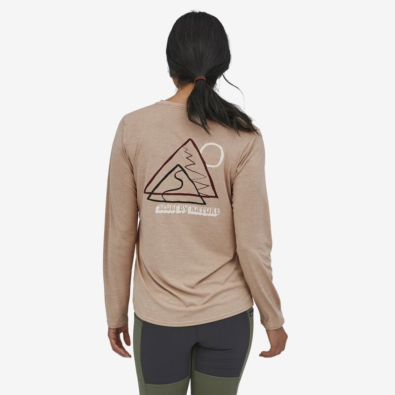 Patagonia Women's Long-Sleeved Capilene® Cool Daily Graphic Shirt - Slow Going: Oar Tan X-Dye