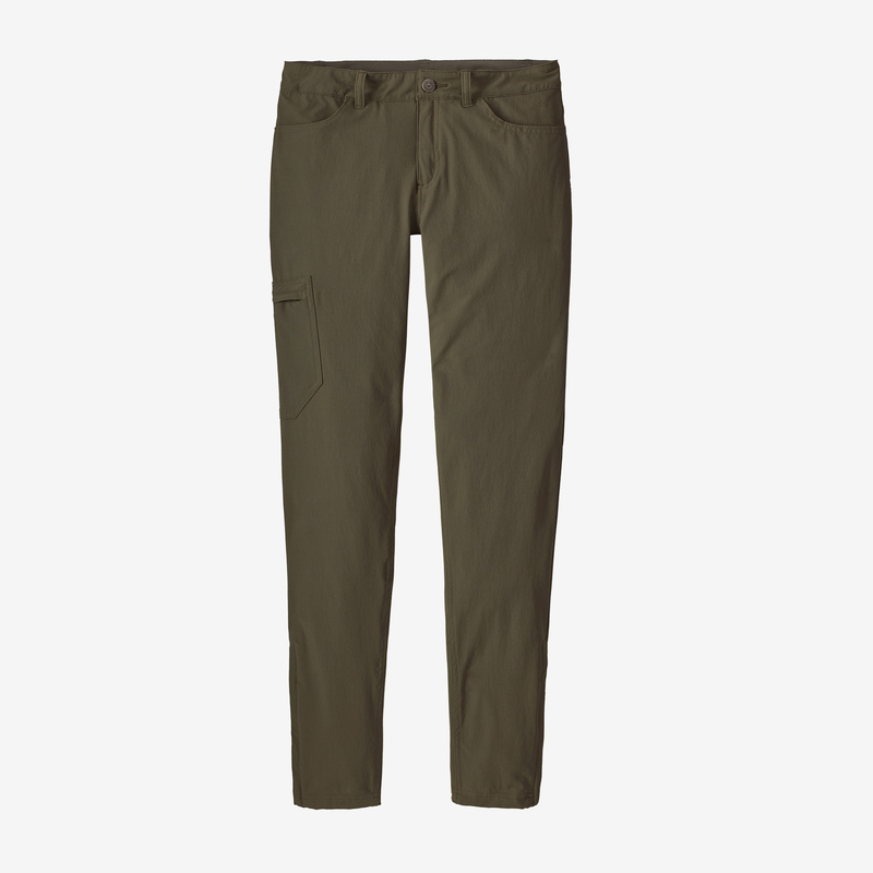 Patagonia Women's Skyline Traveler Pants - Short - Basin Green