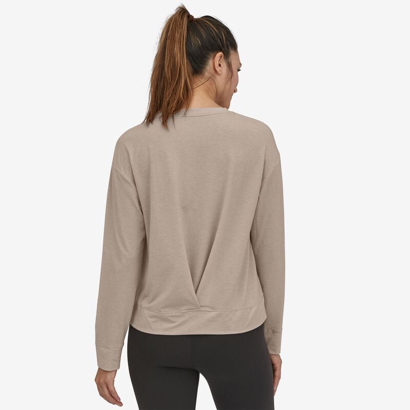 Patagonia Women's Long-Sleeved Glorya Twist Top - Shroom Taupe