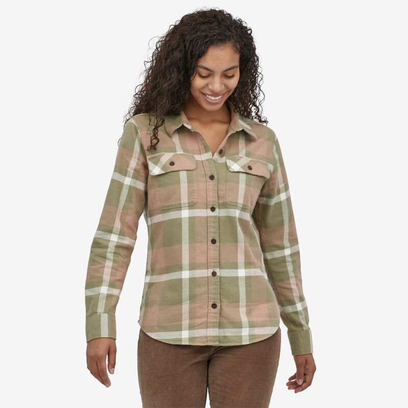 Patagonia Women's Long-Sleeved Organic Cotton Midweight Fjord Flannel Shirt - Comstock: Garden Green