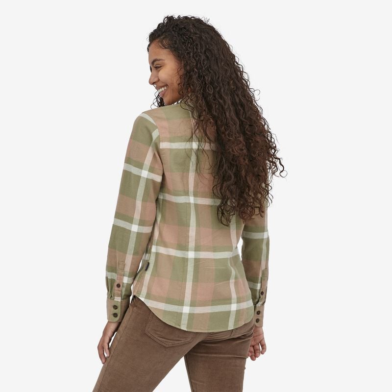Patagonia Women's Long-Sleeved Organic Cotton Midweight Fjord Flannel Shirt - Comstock: Garden Green