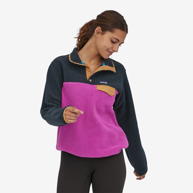 Patagonia Women's Lightweight Synchilla® Snap-T® Fleece Pullover - Amaranth Pink