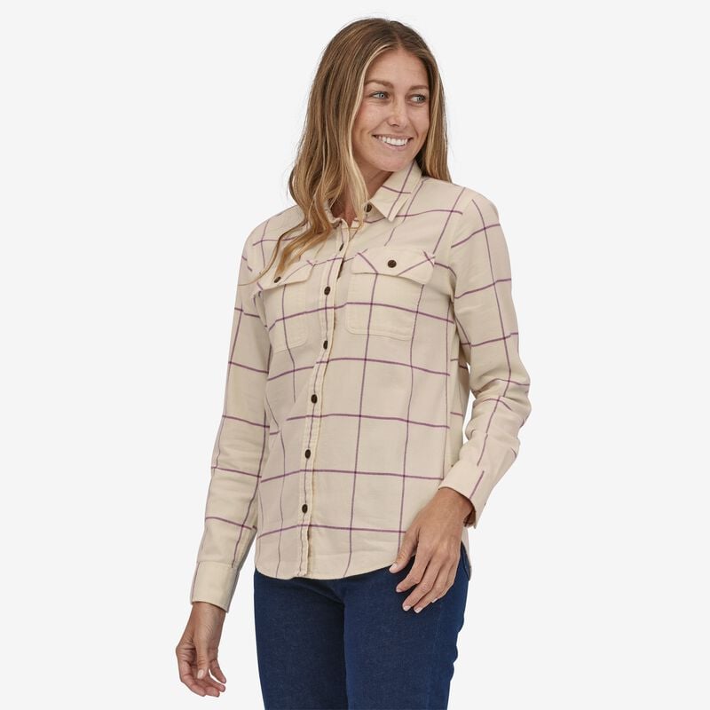 Patagonia Women's Long-Sleeved Organic Cotton Midweight Fjord Flannel Shirt - Woodland: Natural